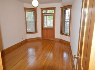 3704 N Wayne Ave, Chicago, IL 60613