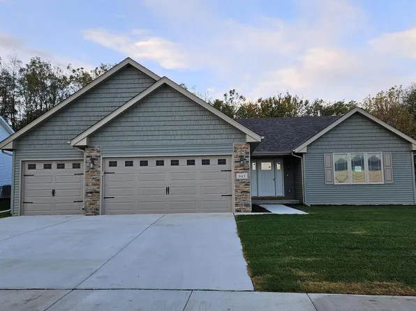 943 HARSEVOORT Way, Clinton, WI 53525