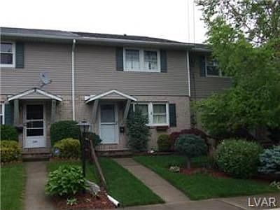 1st image of 2367 Dewey Ave