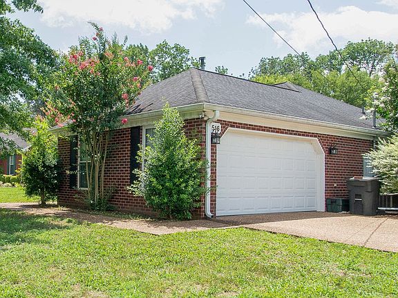 2nd image of 516 Williamsport Dr
