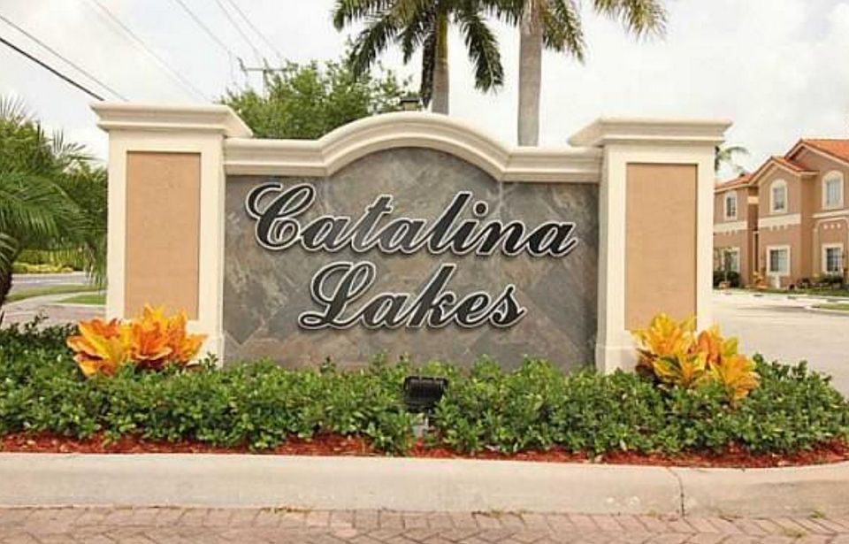 2nd image of 7849 Catalina Cir