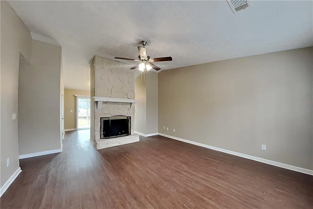 Building Photo - 2760 Blarney Way
