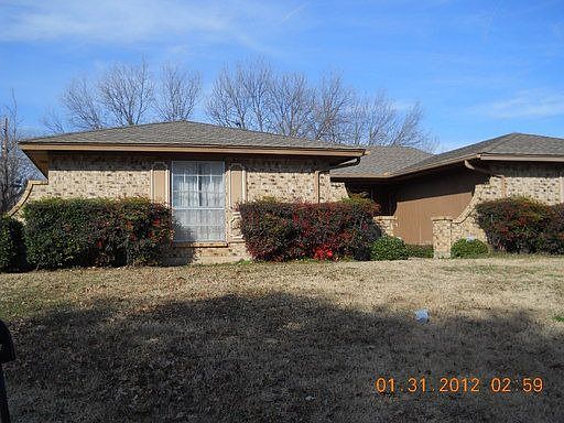 1st image of 3206 Lawndale Ave
