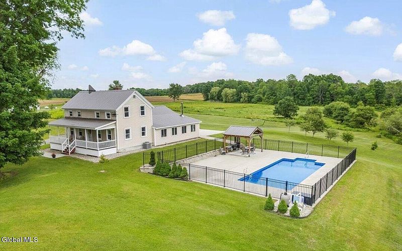 2nd image of 344 Fortsville Road