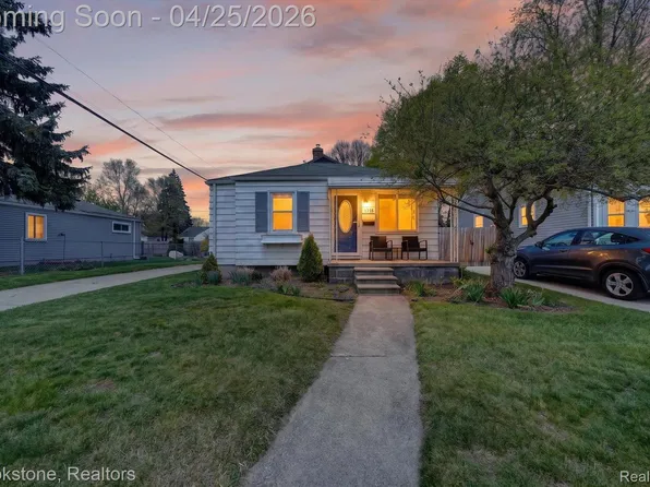 1715 Brockton Ave, Royal Oak, MI 48067