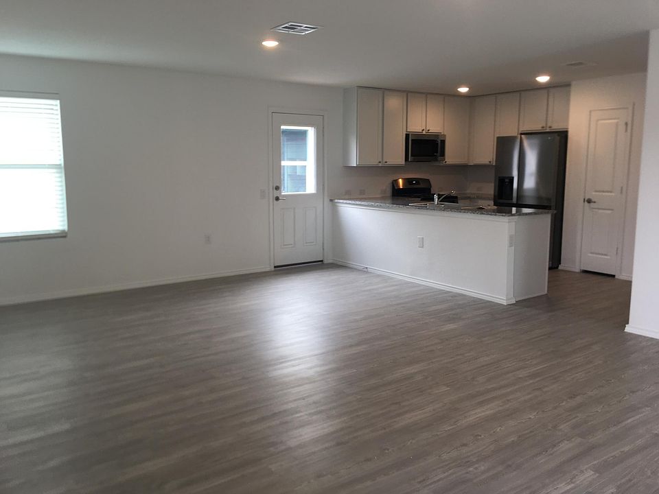 1st image of 5602 Raven Pl