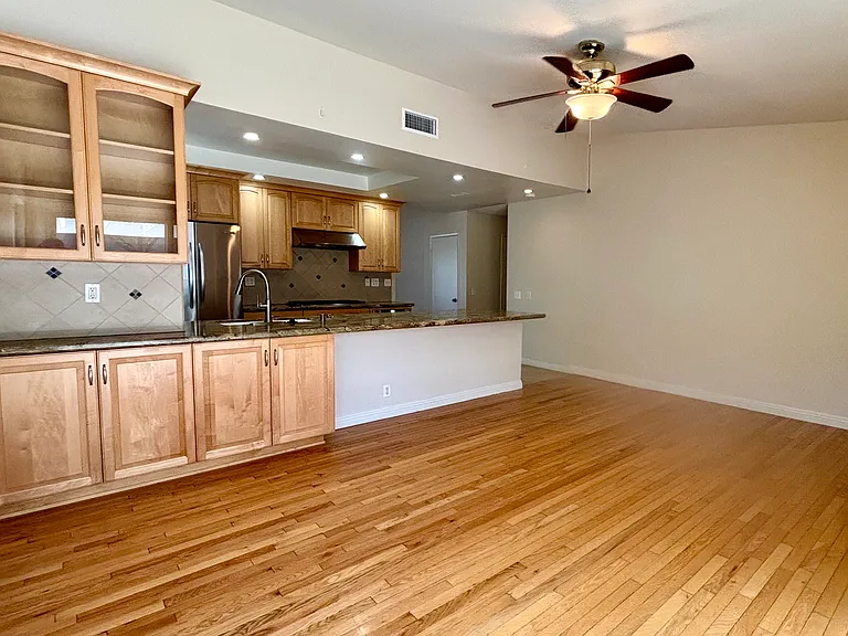 21536 Carriso Rd — Photo 8