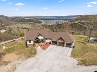 651 Eagle Roost Rd, Calico Rock, AR 72519