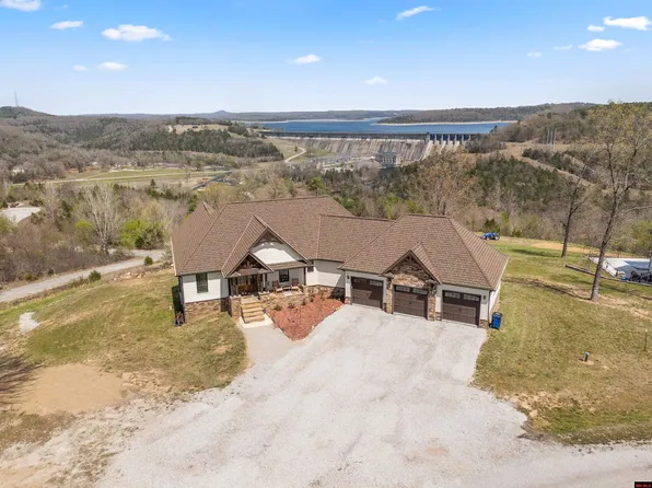 651 Eagle Roost Rd, Calico Rock, AR 72519