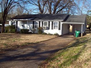 616 S Cynthia St, Overton, TX 75684