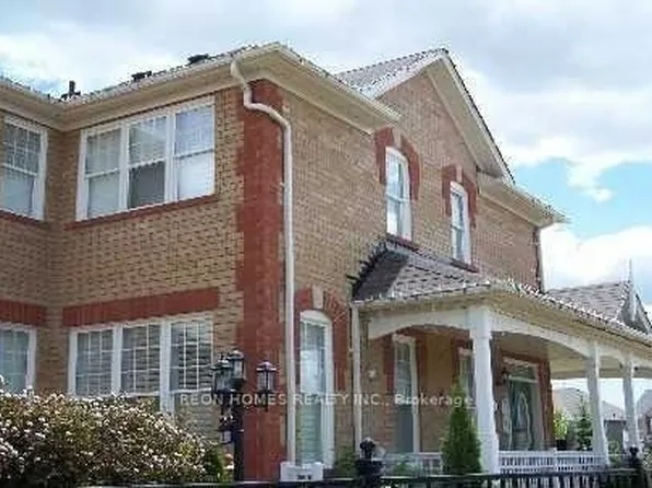 1 Chippenham Ln, Markham, ON L6B 1L6