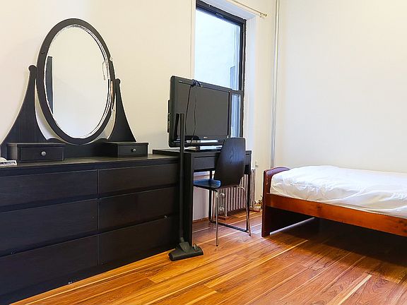 4th image of 215 Kingsland Ave #9F