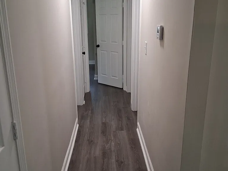 8229 Queens Dr — Photo 9