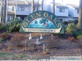 525 Cypress Rd, Newington, CT 06111