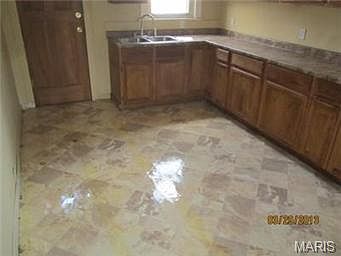 2nd image of 5655 Highland Ave