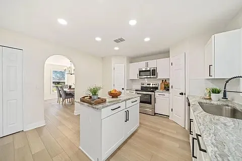 1 Coventry Ct — Photo 20