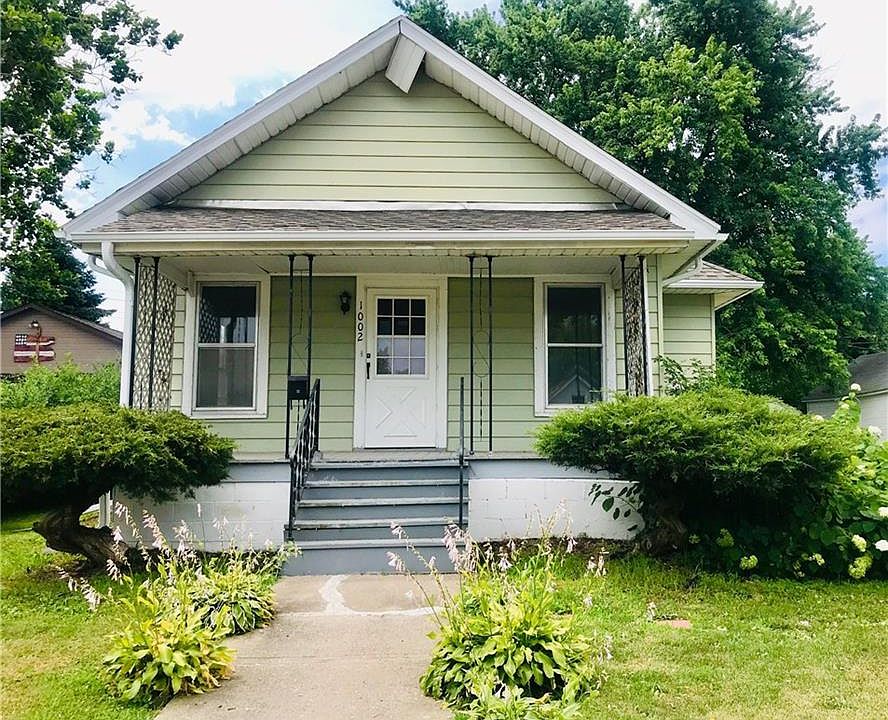 1st image of 1002 E Main St