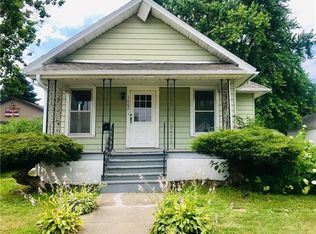 1002 E Main St, Knoxville, IA 50138