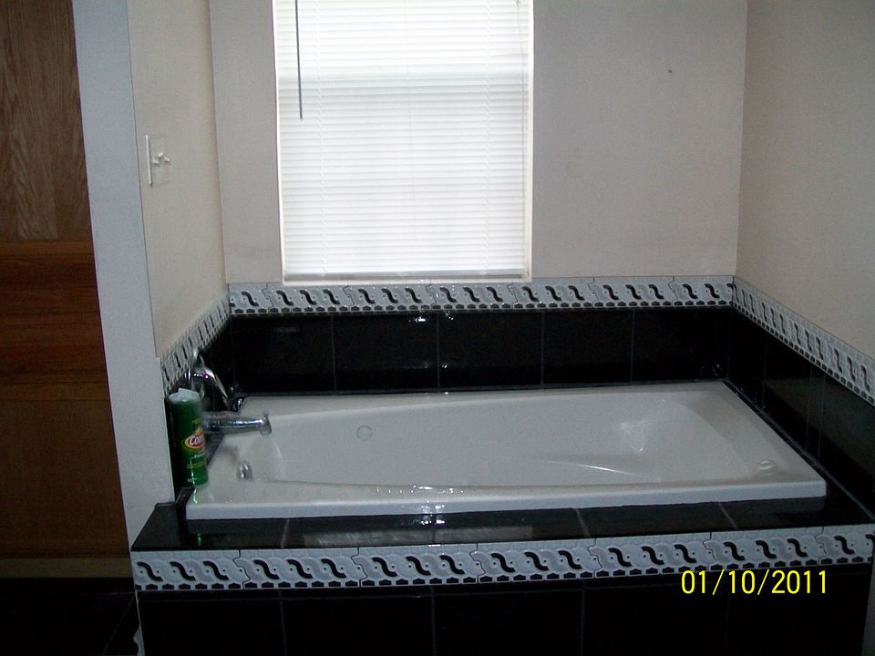 2nd image of 3302 Stallings Dr