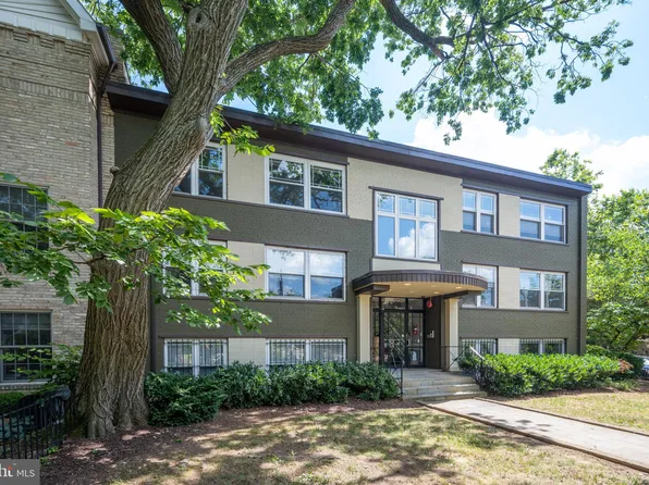 1301 S Carolina Ave SE APT 4, Washington, DC 20003