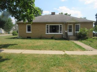 1120 Cedar St, Niles, MI 49120