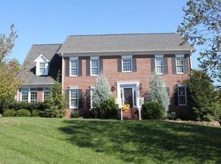 1116 10th Street Ln NW, Hickory, NC 28601