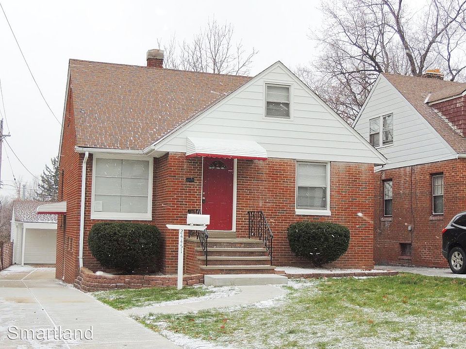 1st image of 24451 Hawthorne Dr