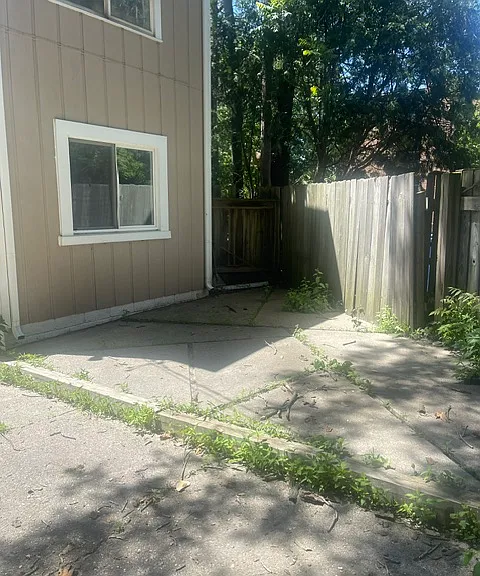 1315 Packard St — Photo 25