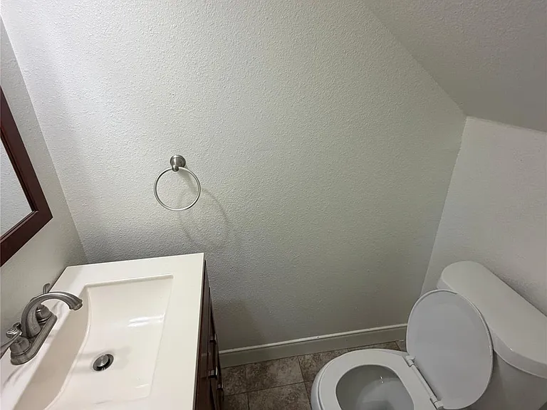 146 Mauna Kea Ln #B — Photo 6