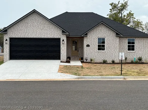 1101 Hunter Dr, Barling, AR 72923