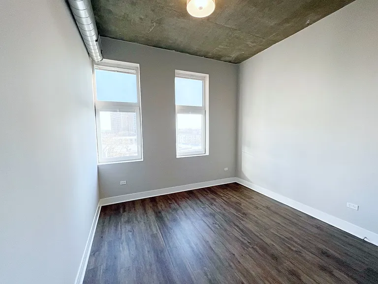 The Eagle Building - 3833 N Broadway — Photo 96