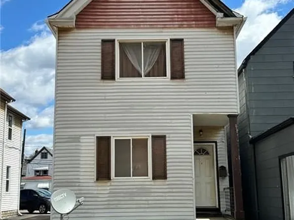 630 4th Ave, New Kensington, PA 15068