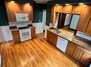 15 Mill St #B, North Grafton, MA 01536