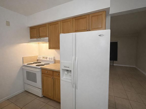 2nd image of 1225 NW 10th Place
