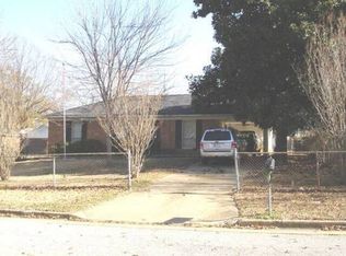 6840 Pinehurst Rd, Horn Lake, MS 38637