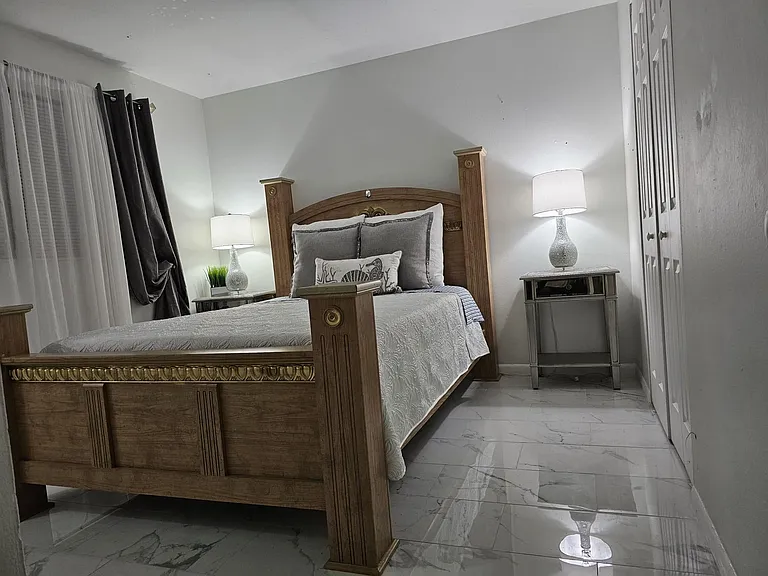 302 Lincoln Ave #10 — Photo 41