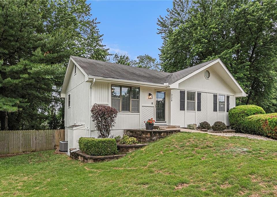 228 Richfield Ct, Liberty, MO 64068 Zillow