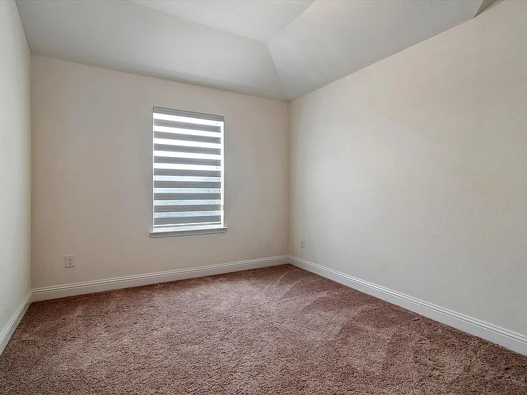 933 Brock Dr — Photo 22