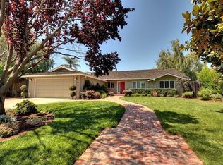 40 Sunkist Ln, Los Altos, CA 94022