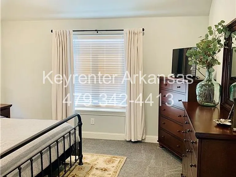 438 N Otoe St — Photo 16