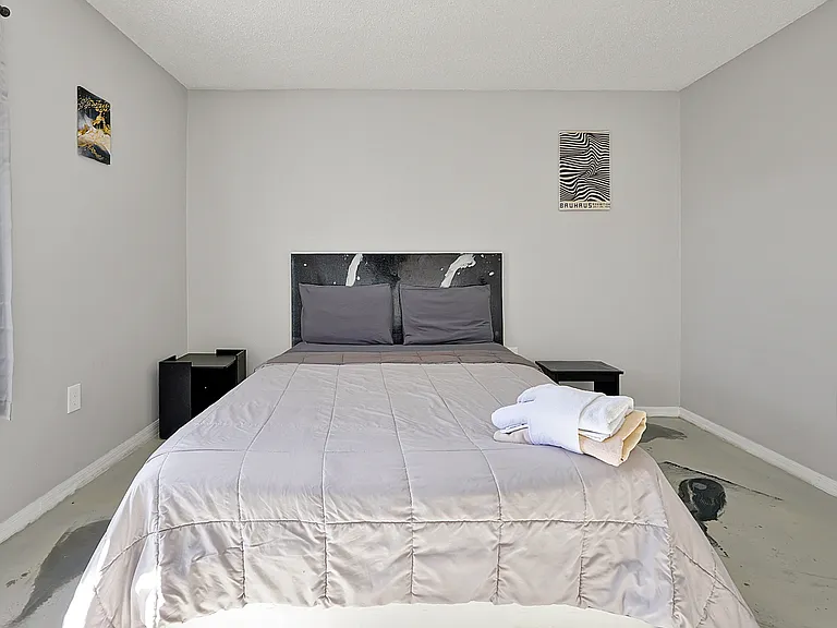 52 Perrotti Ln — Photo 6