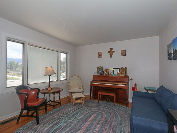 5th image of 2740 Knollwood Dr