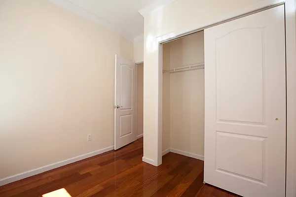 Rented by Meyerson Management | media 29