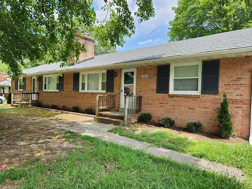 2303 Druid Dr