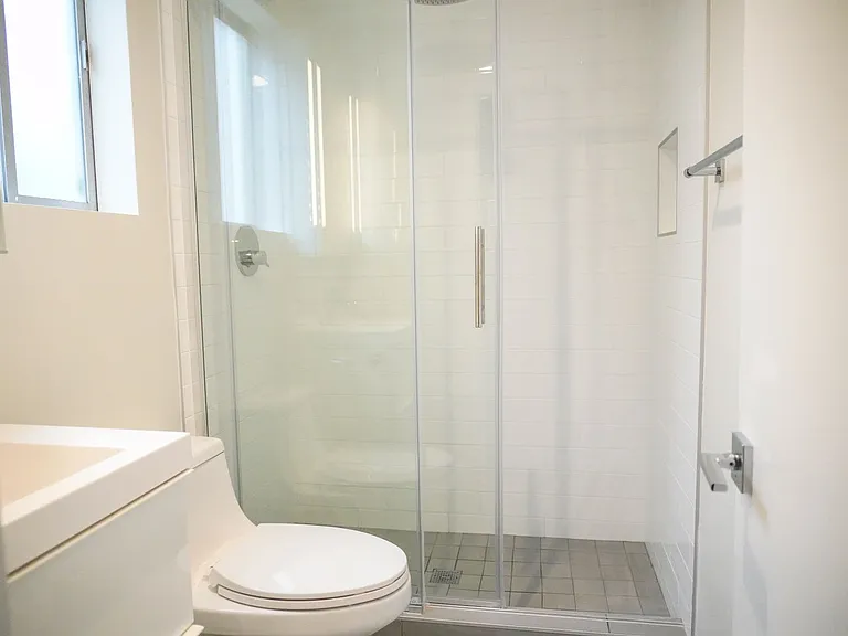 4204 Campus Ave — Photo 4