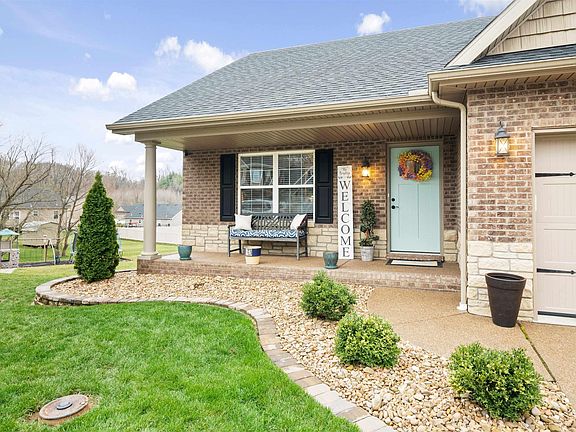 2nd image of 7541 Tia Ct