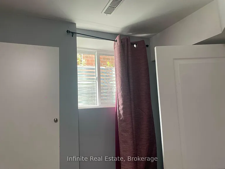 838 Gazley Cir — Photo 10
