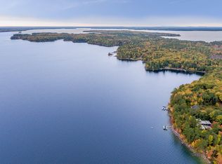 52 Mystic Cove Rd, Raymond, ME 04071