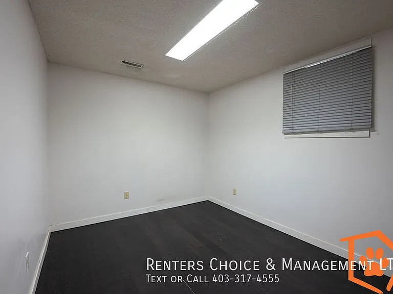27B Laval Pl W — Photo 4