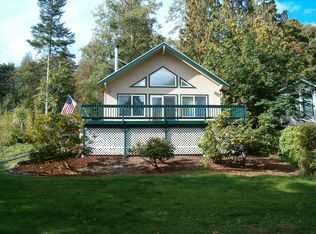 1519 Lake Dr, Camano Island, WA 98282